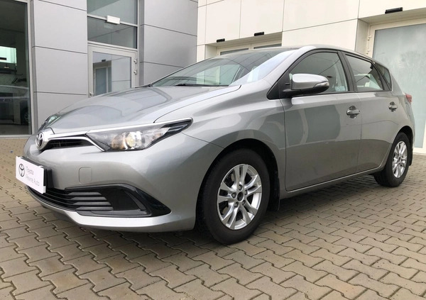 Toyota Auris cena 52900 przebieg: 80501, rok produkcji 2016 z Oława małe 436